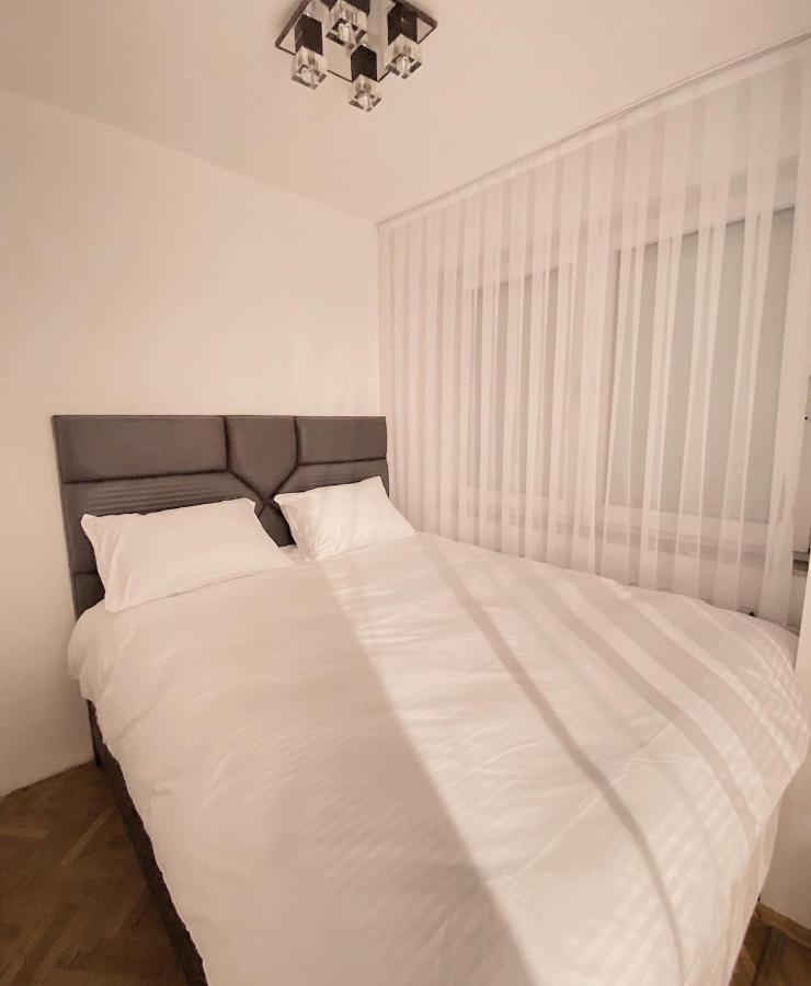 Diamond Apartment Prishtina 2 بريشتاين المظهر الخارجي الصورة